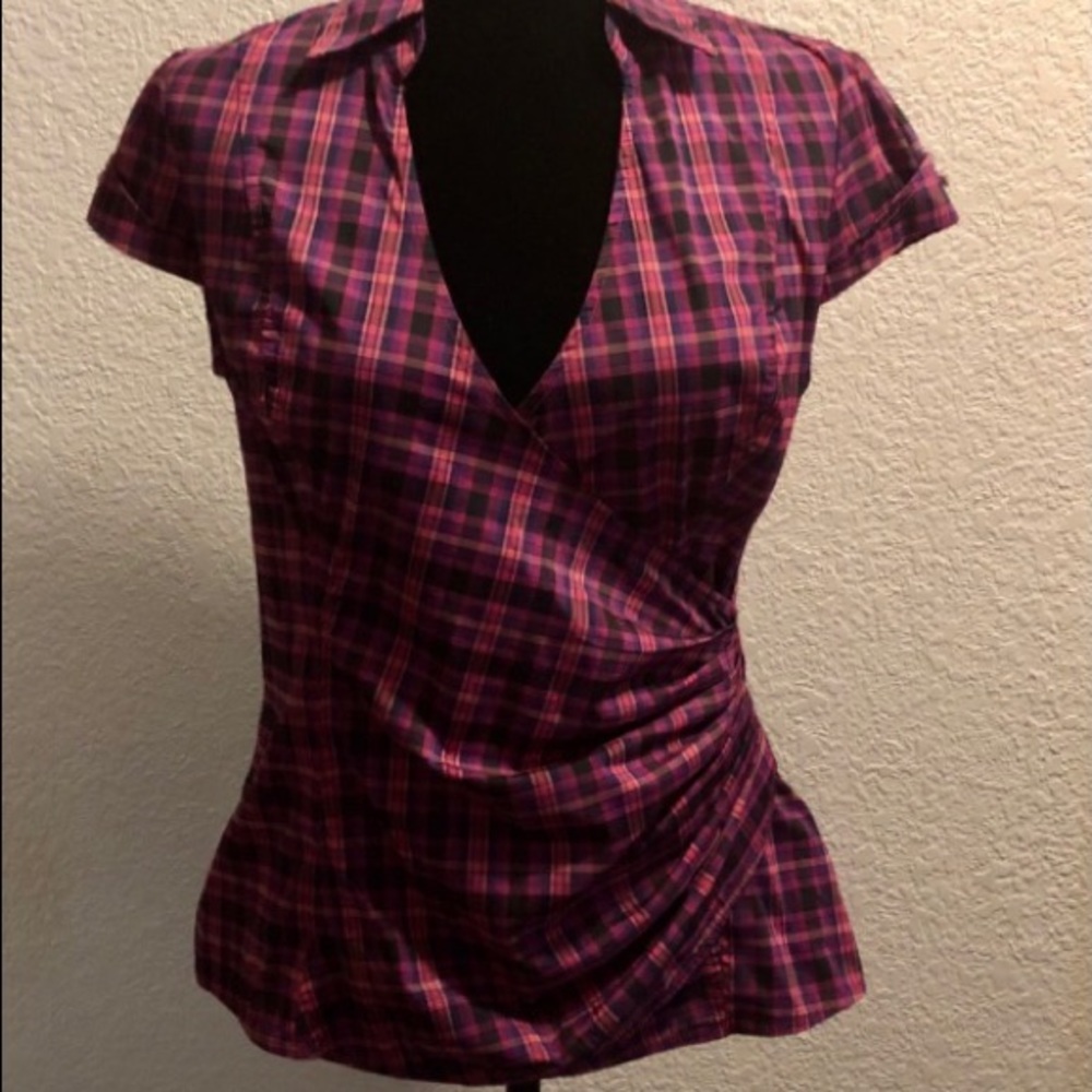 EXPRESS V~NECK PLAID STRETCH BLOUSE - Picture 11 of 13